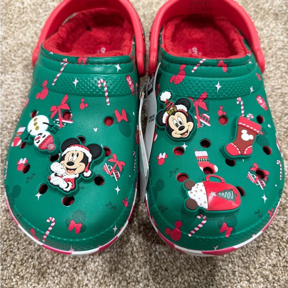 NEW CROCS Disney Mickey Mouse Green and Red Holiday Christmas W/8 M/6